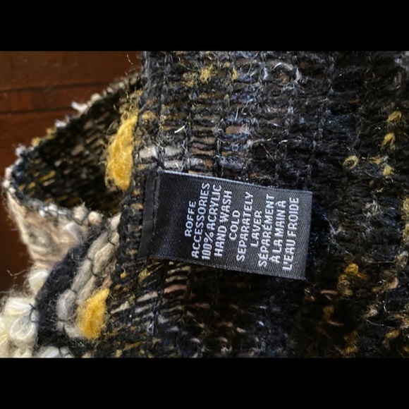 Anthropologie Fringe Knit Kimono - Picture 10 of 10